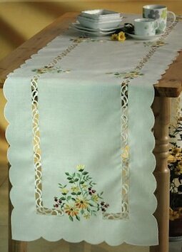 elegant country table runners